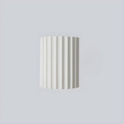 Resin Ribbed Wall Lamp-DWHOME