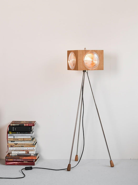 Retro Camera Focus Floor Lamp - Vakkerlight