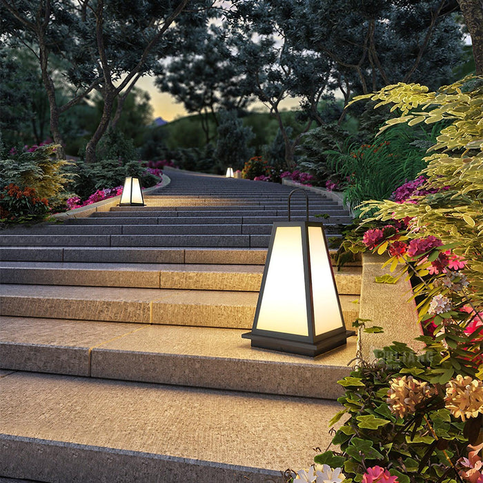 Roam Lantern Solar Outdoor Lamp-DWHOME