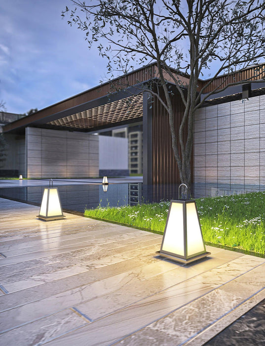 Roam Lantern Solar Outdoor Lamp-DWHOME