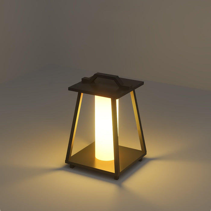 Roam Portable Outdoor Light - DWHOME