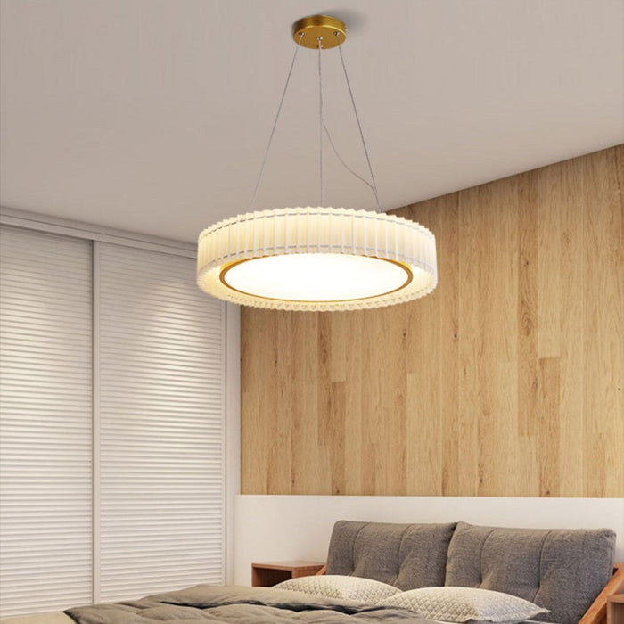 Round Pleated Pendant Lamp.