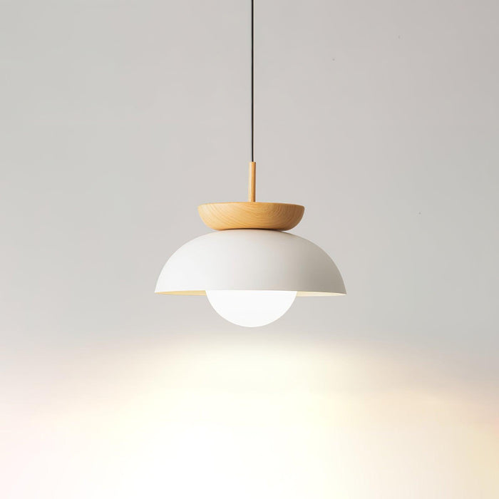 Savie Pendant Lamp.