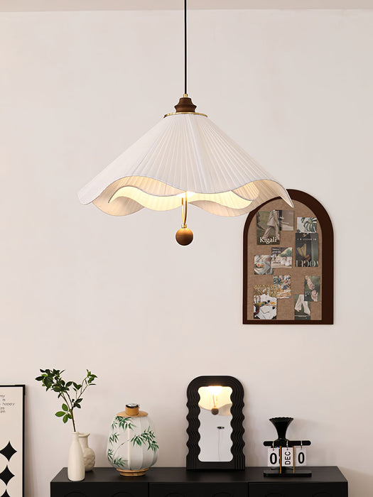 Scallop Edge Pendant Light.