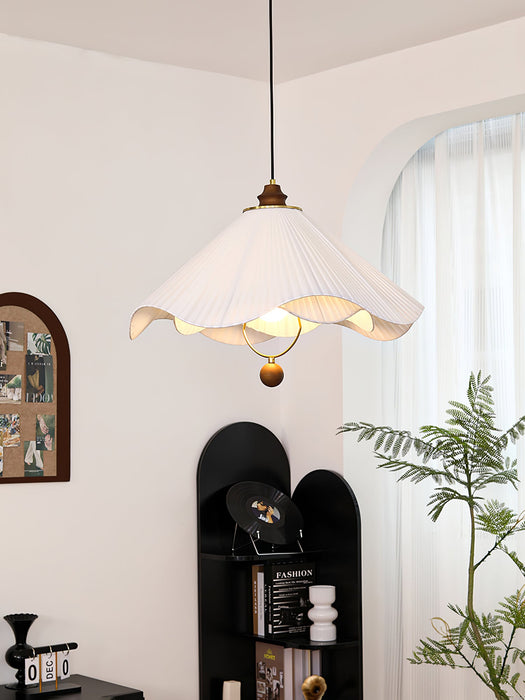 Scallop Edge Pendant Light.