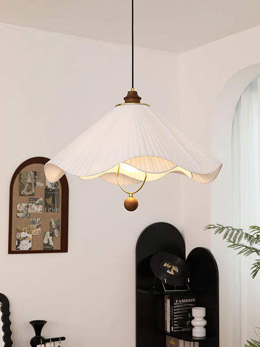 Scallop Edge Pendant Light.