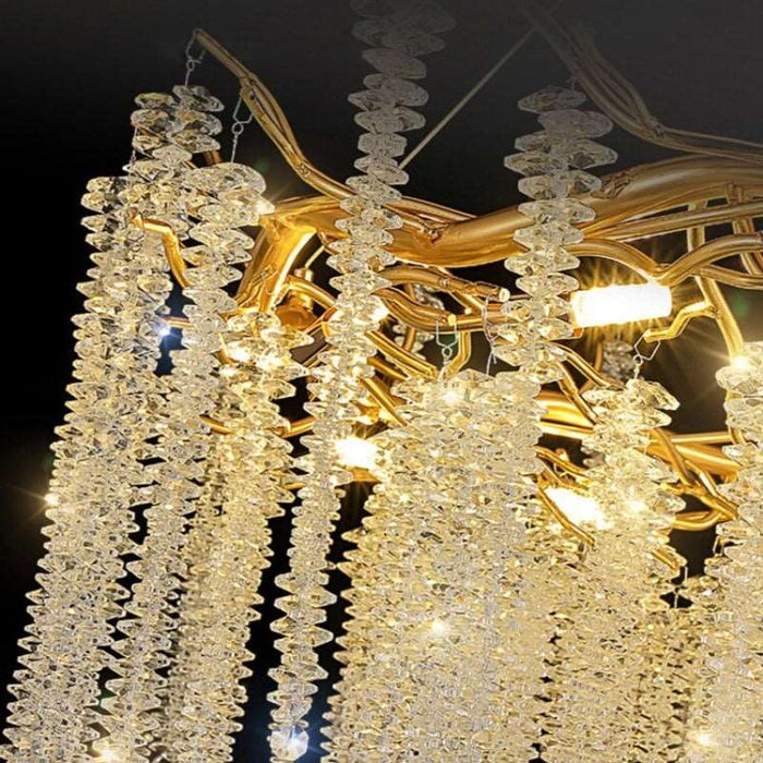 Albero Crystal Chandelier.