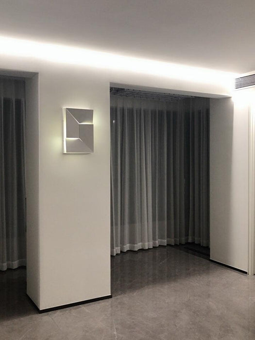 Shadows Rechargeable Grand Sconce-DWHOME