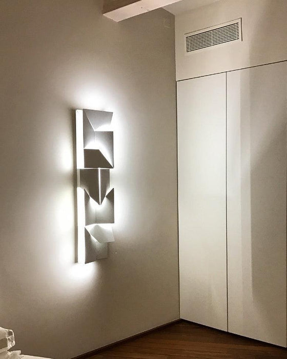Shadows Grand Sconce-DWHOME