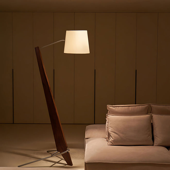 Silva Giant Floor Lamp - Vakkerlight