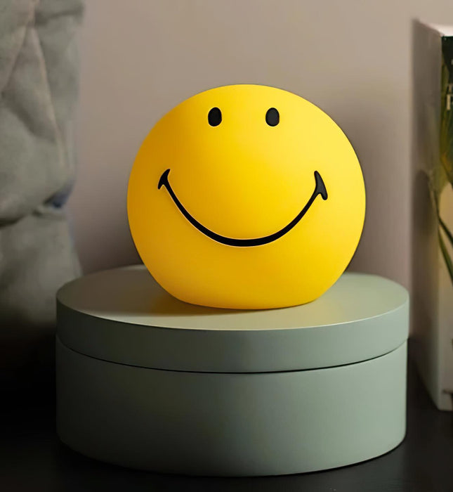 Smiling Rechargeable Table Lamp-DWHOME