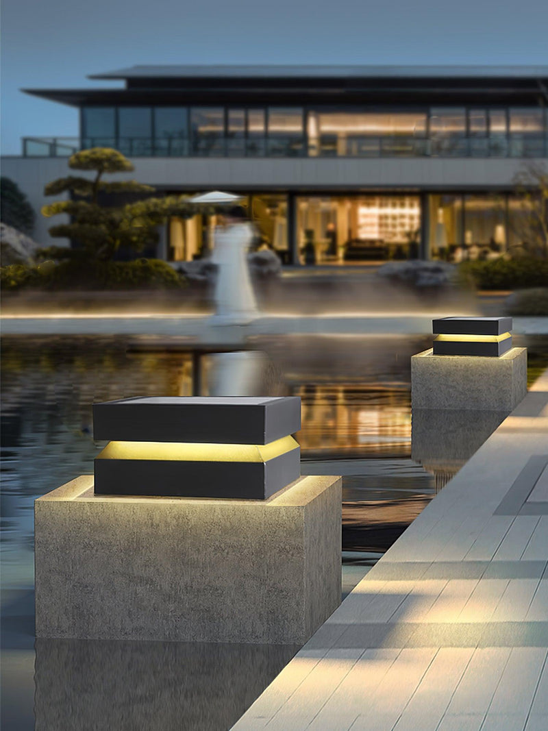 Square Post Outdoor Light-DWHOME