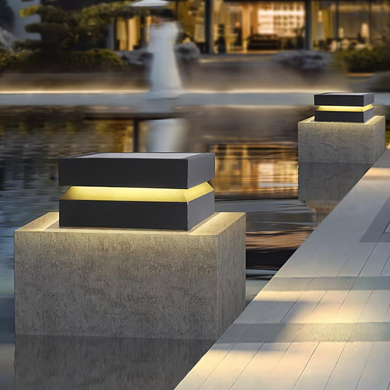 Square Post Outdoor Light-DWHOME