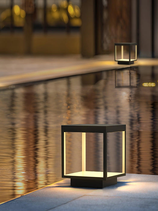 Square Frame Solar Outdoor Light-DWHOME