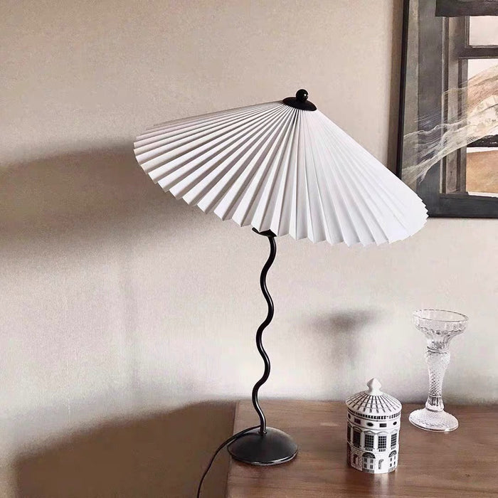 Squiggle Table Lamp