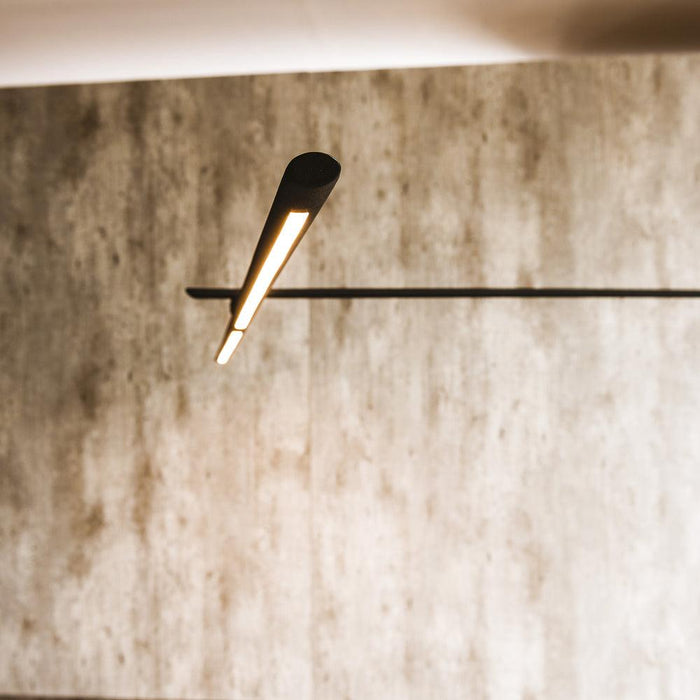 Stealth Floor Lamp.