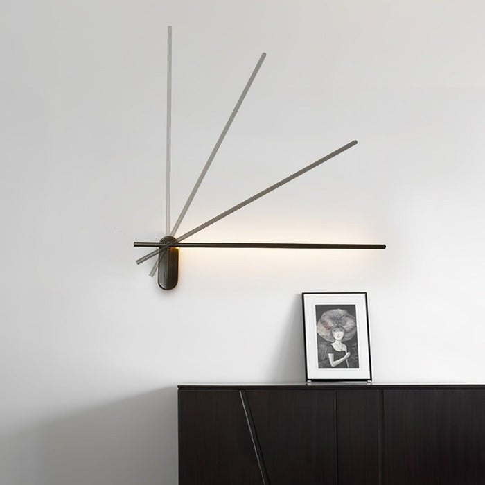 Stick Shaped Metal Sconce - DWHOME