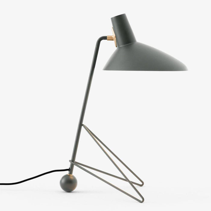 Svelte Noir Table Lamp-DWHOME