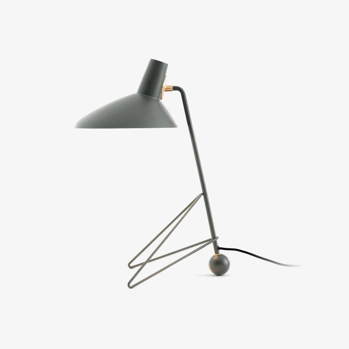 Svelte Noir Table Lamp-DWHOME
