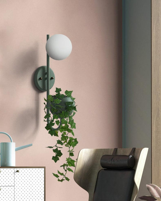 Ritz Single Head Pot Plant Wall Light.