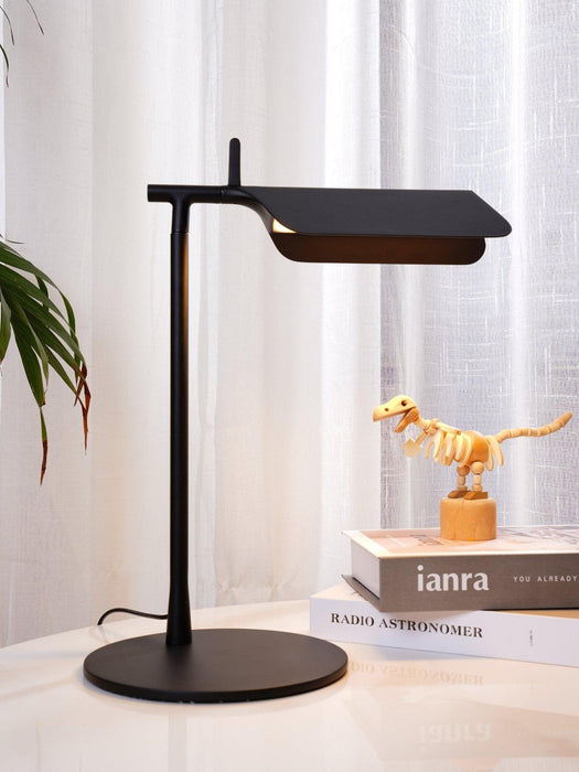 Pivot Ease Table Lamp-DWHOME