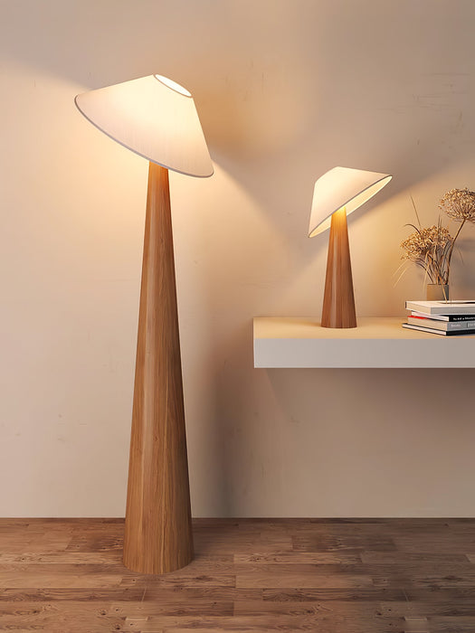 Tilt Hat Wooden Floor Lamp - Vakkerlight