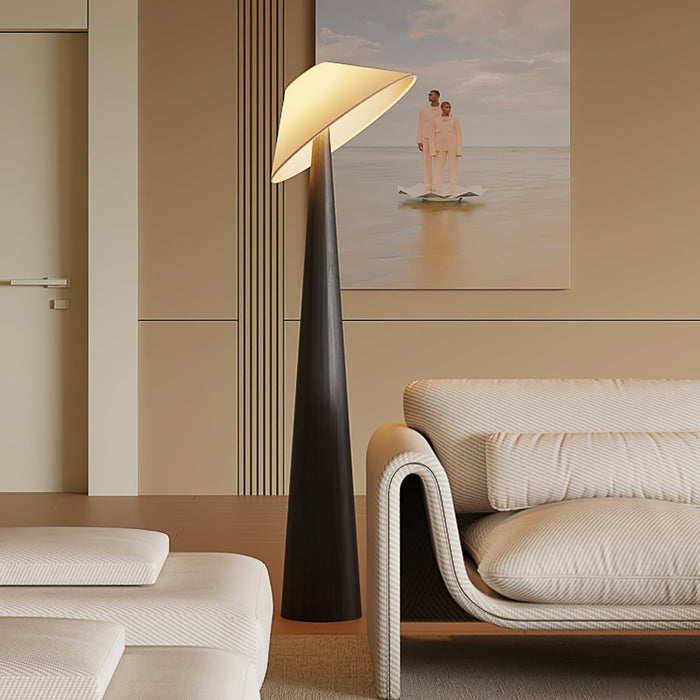 Tilt Hat Wooden Floor Lamp - Vakkerlight