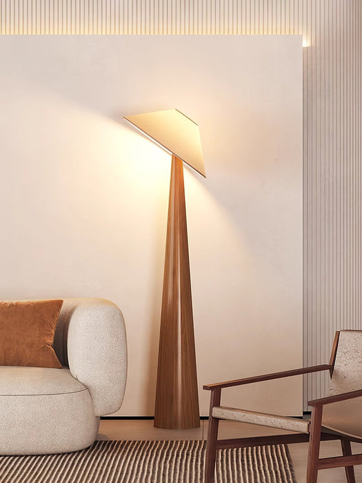 Tilt Hat Wooden Floor Lamp - Vakkerlight