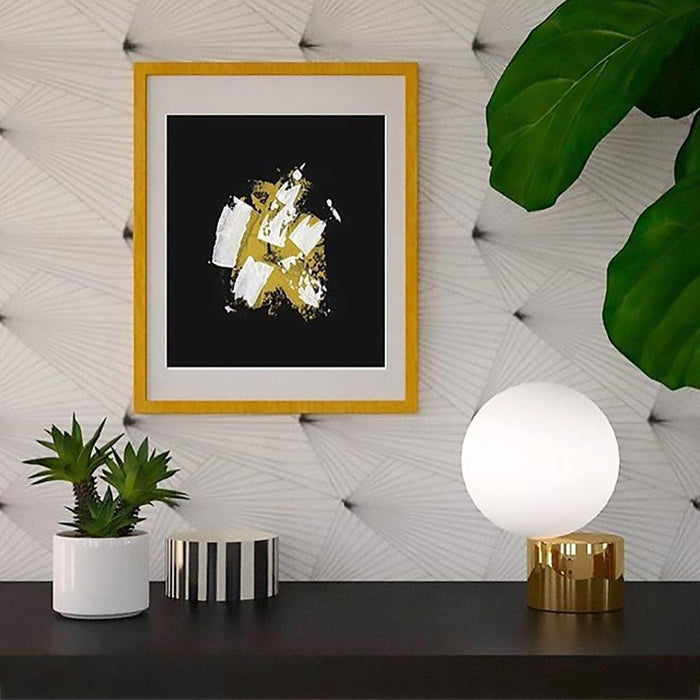 Tip of The Tongue Table Lamp-DWHOME
