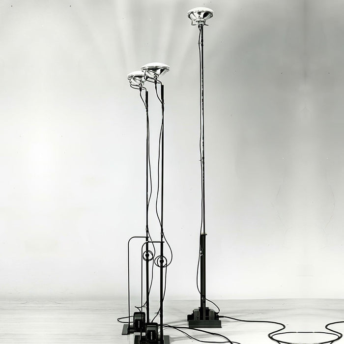 Toio Floor Lamp.