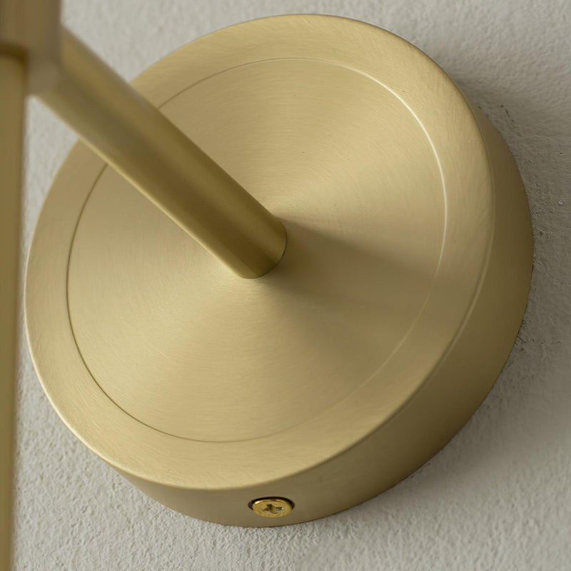Tracie Classic Sconce-DWHOME