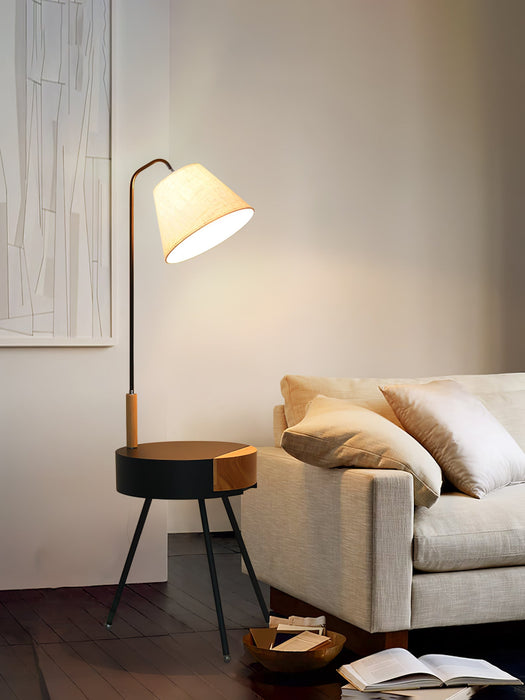 Tripod Fabric Floor Lamp - Vakkerlight