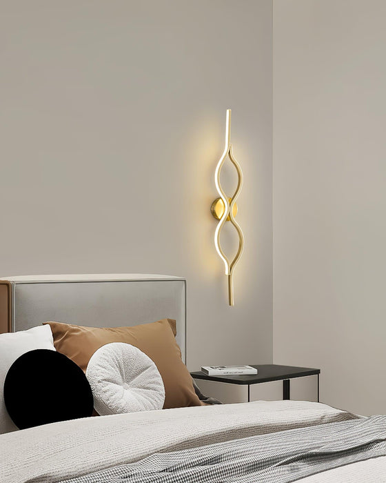 Twist Brass Wall Light - DWHOME