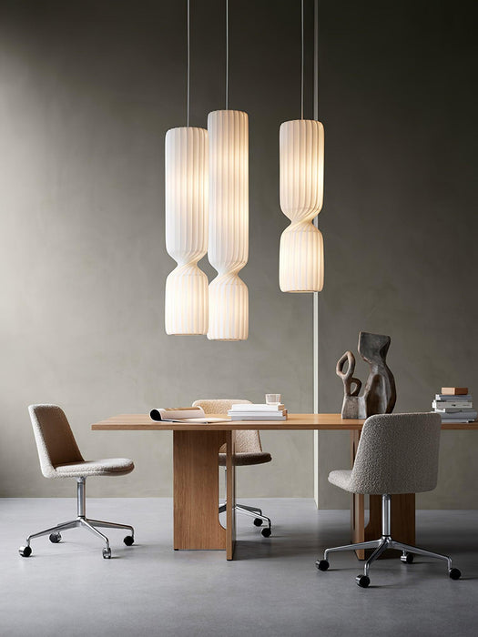 Twist Pendant Lamp.