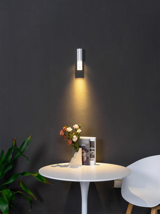 Uno Wall Lamp-DWHOME