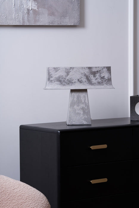 Veltan Table Lamp-DWHOME