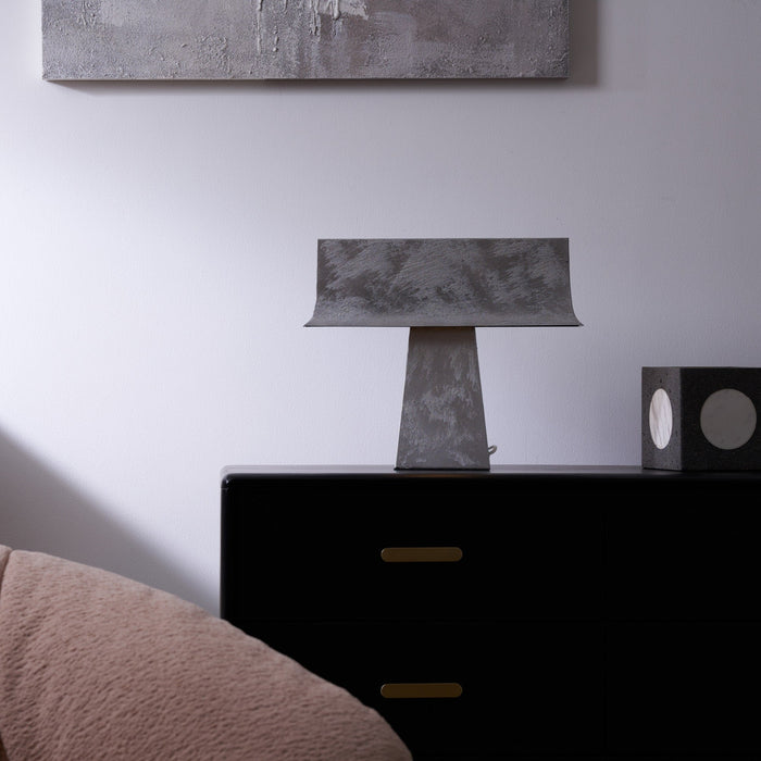 Veltan Table Lamp-DWHOME