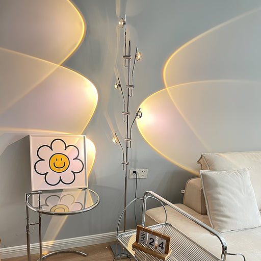 Wa Wa Floor Lamp.