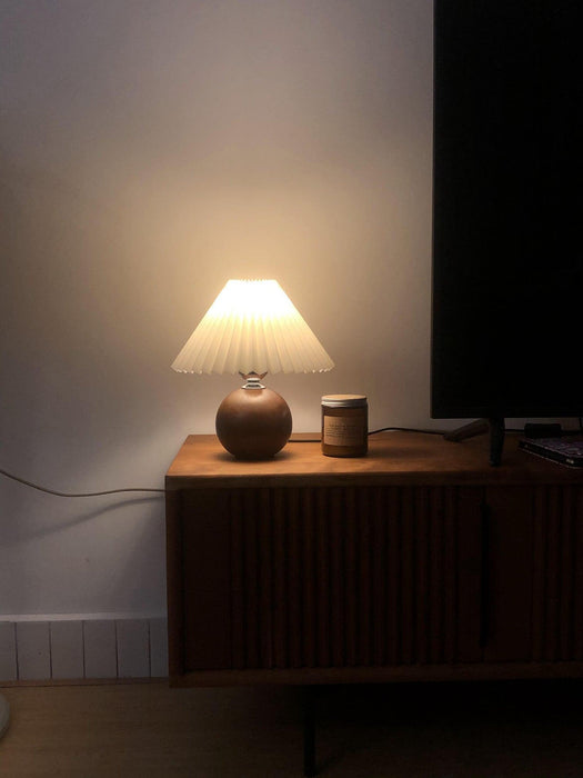 Wooden Pleated Table Lamp - DWHOME