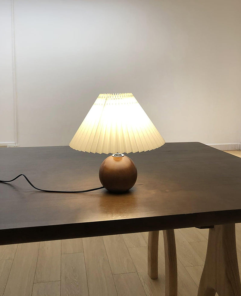 Wooden Pleated Table Lamp-DWHOME