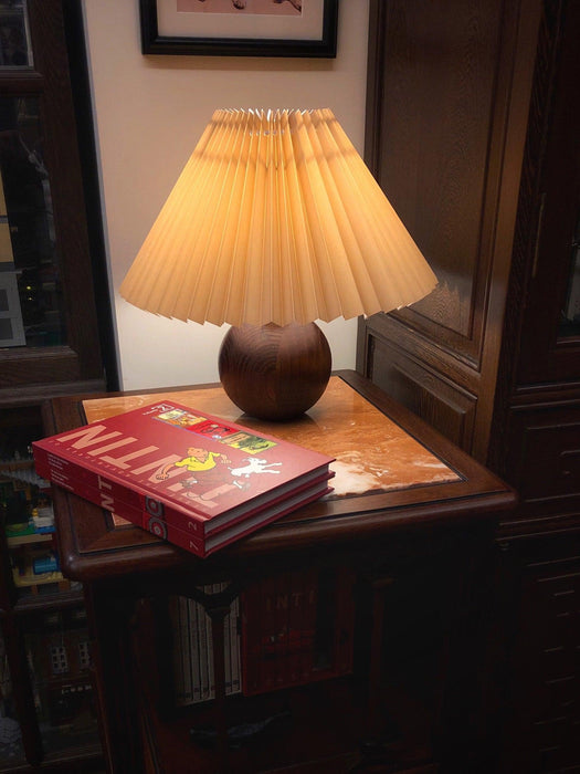 Wooden Pleated Table Lamp - DWHOME