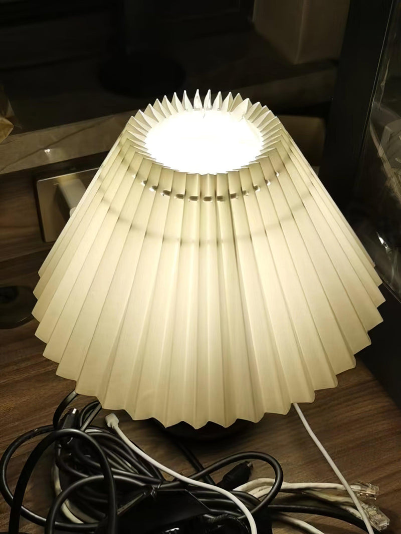 Wooden Pleated Table Lamp-DWHOME