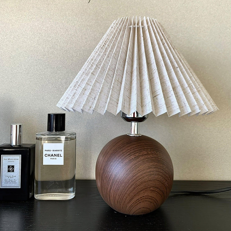 Wooden Pleated Table Lamp-DWHOME