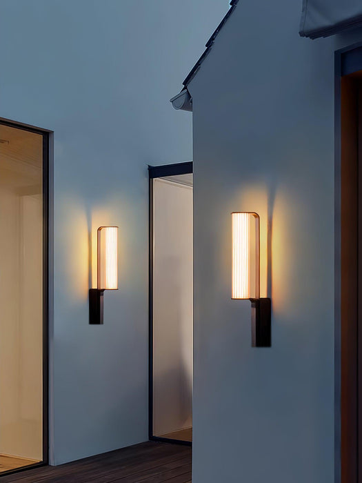 Zenith Arc Outdoor LED Sconce - DWHOME