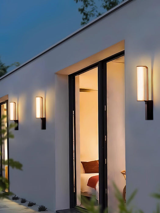 Zenith Arc Outdoor LED Sconce - DWHOME