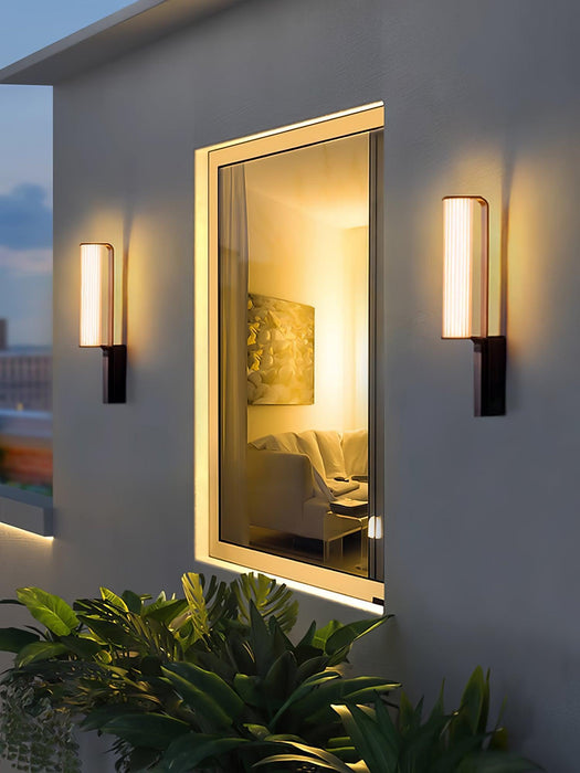 Zenith Arc Outdoor LED Sconce - DWHOME