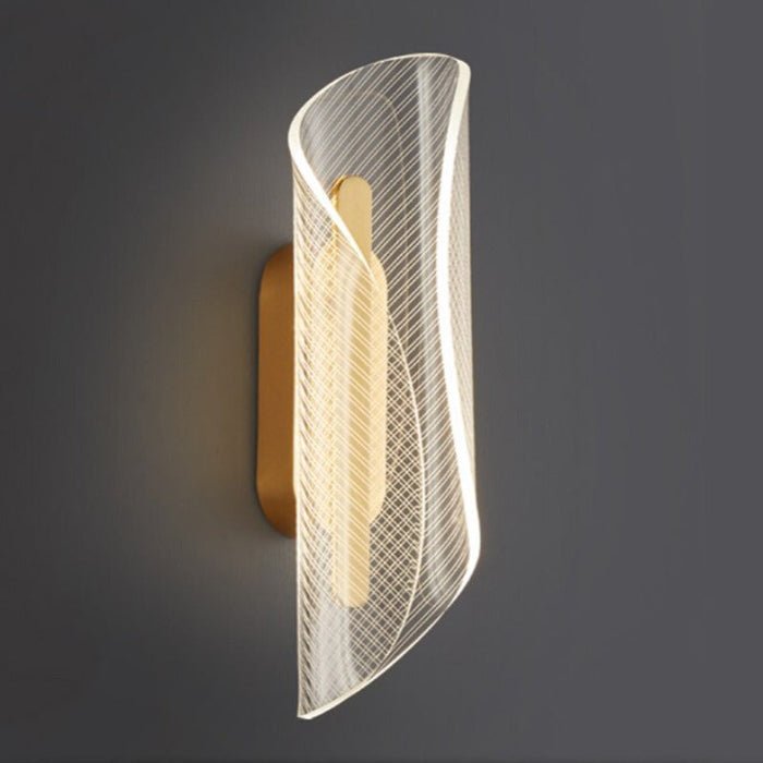 Lamina Modern Wall Sconce.