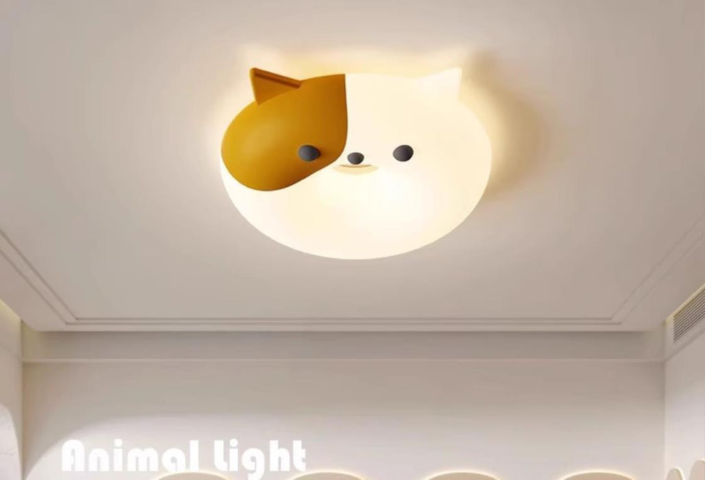 Animal children's ceiling lamp.