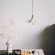 Anna Suspension Luminaire avec Abat-jour Cannelé et Monture en Laiton - DWHOME