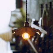 Anna Suspension Luminaire avec Abat-jour Cannelé et Monture en Laiton - DWHOME
